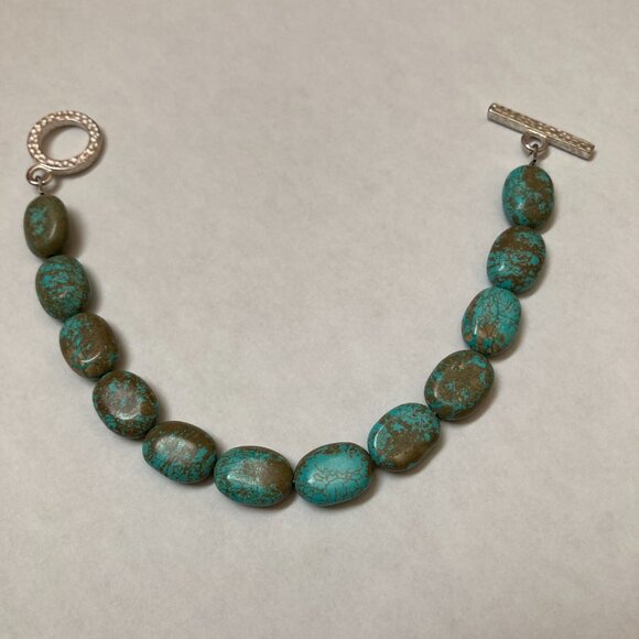 Turquoise Toggle Bracelet 7.25" - Picture 2 of 6